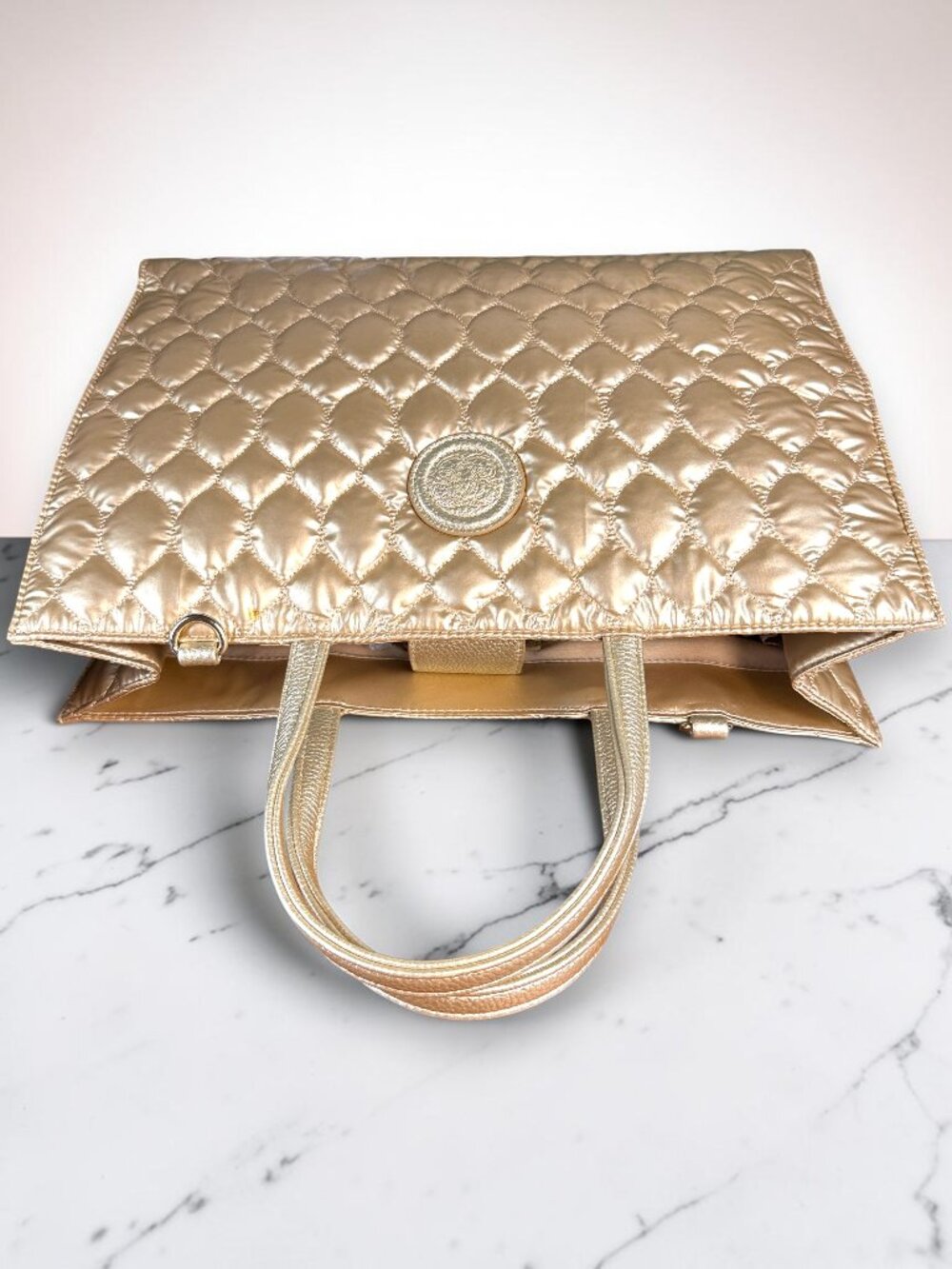 Sharif Global Generation Metallic Champagne Gold Puffer Sample Laptop Tote New - Picture 6 of 12